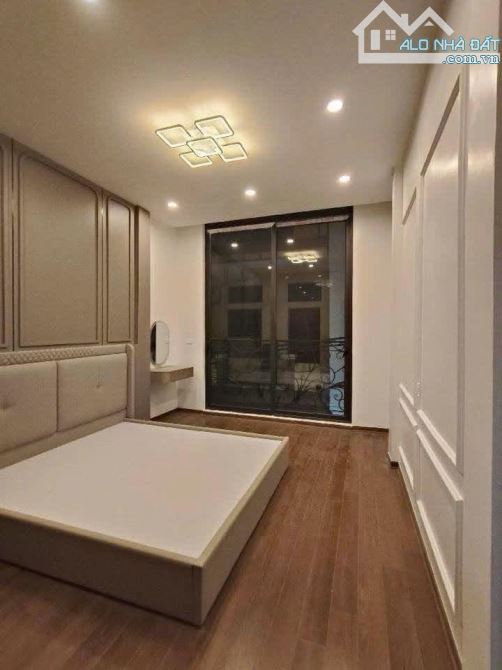 BÁN NHÀ LẠC LONG QUÂN-DÂN XÂY-FULL NỘI THẤT-SÂN ĐỂ XE-LÔ GÓC-VIEW THOÁNG SÁNG-38M*5T HƠN 7 - 3