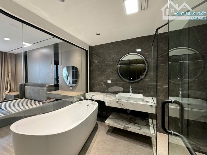 NGUYỄN VĂN CỪ_LONG BIÊN : 7 TẦNG THANG MÁY_FULL NỘI THẤT NHẬP KHẨU_DT 61M_GIÁ 16 TỶ 8 - 3