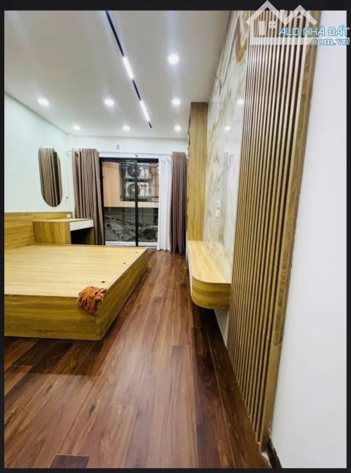 Cần bán nhà mặt ngõ Xuân Thủy 7tầng thang máy full nội thất - 3