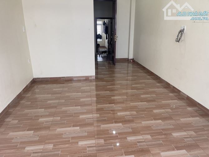 Gấp bán nhà Thủ Đức, 4 tầng, dt 60m2, giá 6 tỷ, gần Võ Văn Ngân. - 3
