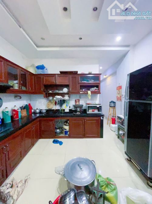Bán nhà 1 trệt 2 lầu Khu D2D P.Thống Nhất Giá 11ty990 - 3