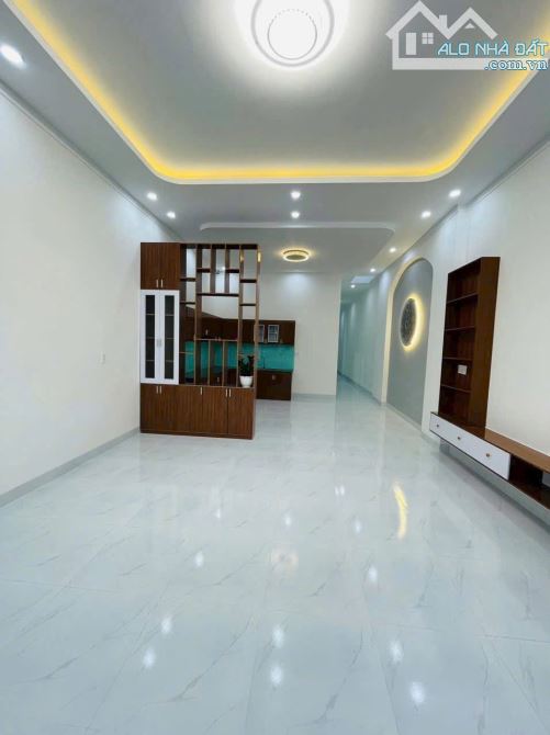 nhà cấp 4 giá 1ty450 nằm ngay KDL Bửu Long Biên Hoà sổ riêng thổ cư đường 6m - 3