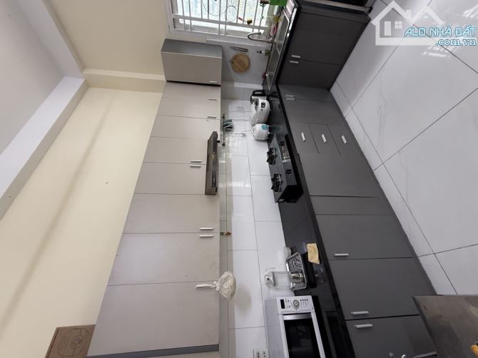 BÁN GẤP NHÀ 5 x 17M- 4 LẦU, MTKD ĐẲNG CẤP HUỲNH VĂN NGHỆ -CHỈ HƠN 11 Tỷ - 3