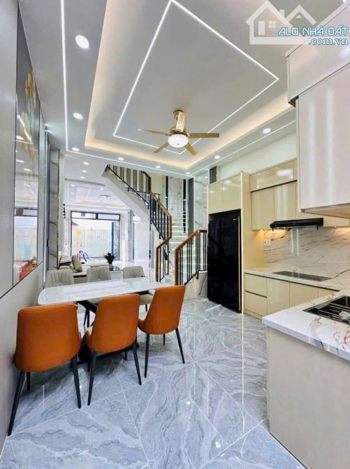 DUY NHẤT 1 CĂN NHÀ ĐẸP ĐƯỜNG PHÙNG VĂN CUNG PHÚ NHUẬN | 4 TỶ 140TR | 56.3M2 | SHR - 3