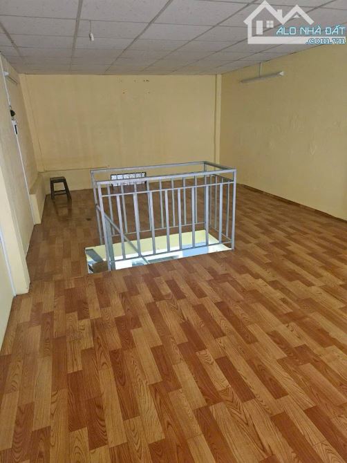 NHÀ TRỆT LỬNG 56M2. 2 MẶT HẺM TRƯỚC SAU THÔNG THOÁNG.  GẦN CHỢ, BỆNH VIỆN HỒNG ĐỨC. GÒ VẤP - 3