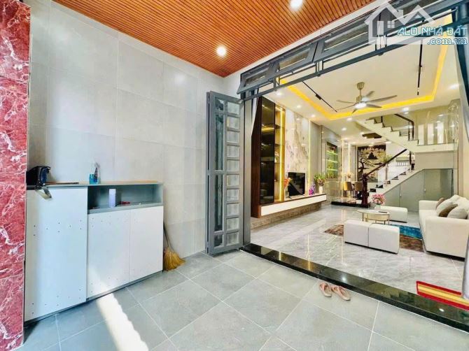 Bán nhà 1 trệt 2 lầu đường Phan Đăng Lưu - Ngã Ba Sở Gà - 3