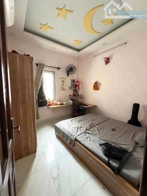 Nhà 4 phòng ngủ / Đường 2 TNP B - Giá 12tr - 3