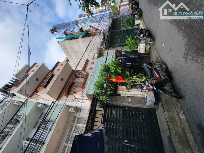 NGUYỄN VĂN THƯƠNG D1 TRUNG TÂM SẦM UẤT 4 TẦNG  8PN DÒNG TIỀN TỐT - 3