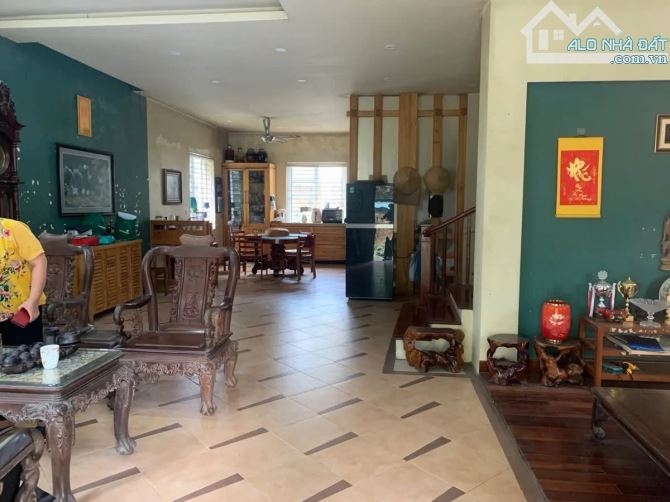 Bán Biệt Thự Sân Vườn Tây Hồ 371m2 mặt tiền 11m, 1 sổ 1 chủ sẵn sàng giao dịch - 3
