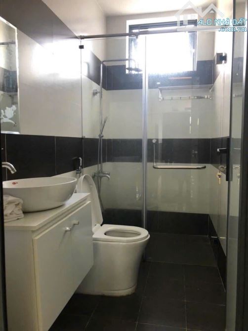 CHO THUÊ NHÀ 3 TẦNG - 5PN - 5WC ĐƯỜNG: ĐÔNG HẢI - SÁT BÃI TẮM NON NƯỚC - 3