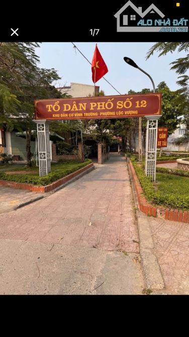 Bán nhà 3 tầng ngõ 165 Vĩnh Trường, xây dựng chắc chắn, thiết kế hiện đại, dân cư đông đúc - 3