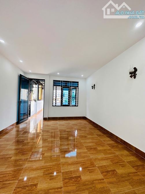 Hoàng Sâm, Cầu Giấy, khu phân lô quân đội, 2 thoáng, 7.35 tỷ - 3