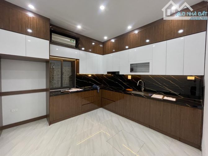 NHÀ ĐẸP XUÂN LA 55m 6T MT4m 14 TỶ TRUNG TÂM TÂY HỒ CÁCH OTO TRÁN - 3