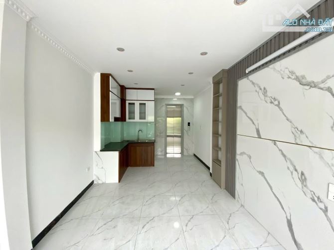 Mặt ngõ ô tô tránh - Kinh doanh đa dạng hay vừa ở vừa cho thuê - Giá chỉ 8,85 tỷ - 3