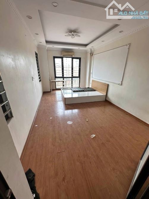 BÁN NHÀ DƯƠNG NỘI – 4 TẦNG ĐẸP LONG LANH – Ô TÔ DỪNG ĐỖ 10M – 30m² – 5.1 TỶ - 3