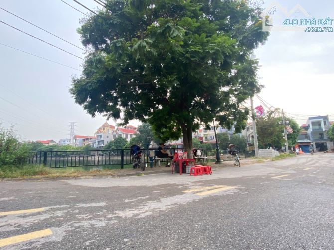 Bán gấp đất Thiết Bình Thư Lâm, mặt tiền rộng 10m, ô tô vào tận đất, rẻ hơn TT 5 giá - 3
