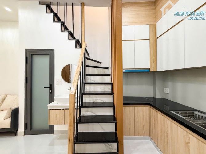 Bán nhà đẹp Q1 giá rẻ, Trần Hưng Đạo Full nội thất, DTSD 40m2, Sổ hồng riêng giá 4,65ty - 3