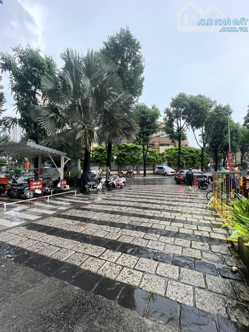 Bán căn hộ studio chung cư H2 Hoàng Diệu Quận 4 sổ riêng chỉ 2 tỷ 450 - 3