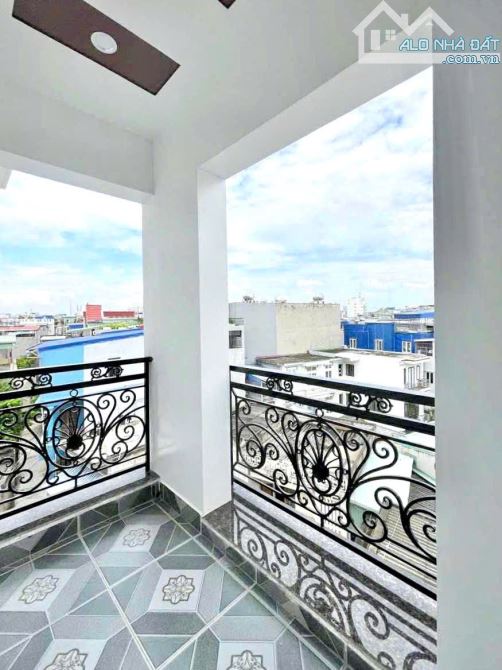 Căn Duy Nhất - Phố Trung Hành - 3,45 Tỷ - 4 Tầng lô góc - 3