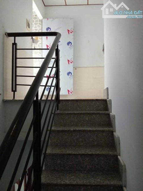 Cho thuê nhà 2 lầu gần trường Nguyễn Bỉnh Khiêm chung cư A6A7 Biên Hoà - 3