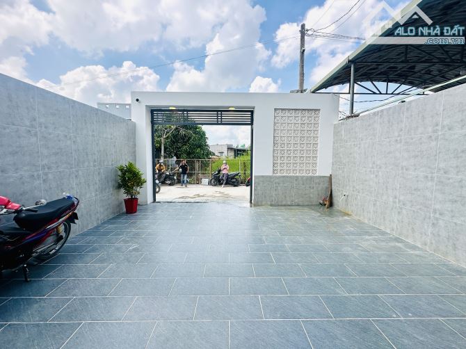 Bán nhà mới xây 1T, 1L ngang 6m, ngay trung tâm Mỹ Hạnh, cách chợ 200m - 3