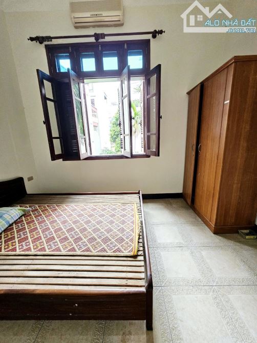 Bán nhà Hoàng Văn Thái ngõ SH tránh dân xây nhà phân lô khung cột chắc chắn thoáng trước - 3