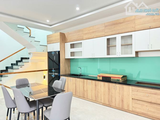 NHÀ PHỐ 3 TẦNG HẺM 185 ĐINH TIÊN HOÀNG - TRUNG TÂM BMT 3 Tỷ 680 triệu - 3