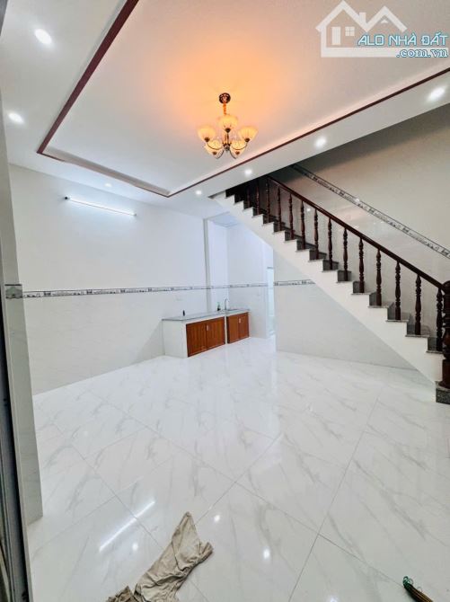 Nhà 2 tầng MẶT TIỀN đường THẠNH LỘC 29 phường Thạnh Lộc Q12 DT 48,5m2 ( 6x13) đường 10m - 3