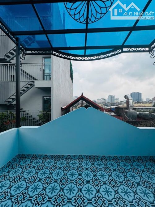 PHÂN LÔ Ô TÔ, 1 NHÀ RA PHỐ, THANG MÁY - 45M, 17 TỶ HƠN - CẦU GIẤY - 3