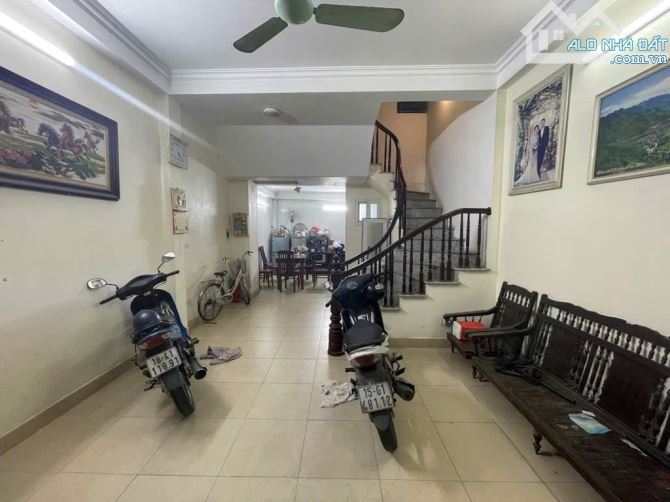 Nhà riêng Hồ Tùng Mậu, gần ga Metro, ô tô đỗ gần –48m -  9.1 tỷ - 3