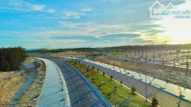Cần bán đất biển Nhơn Hội - Quy Nhơn. Giá rẻ chỉ 1ty5x. Cách biển vài trăm met - 2