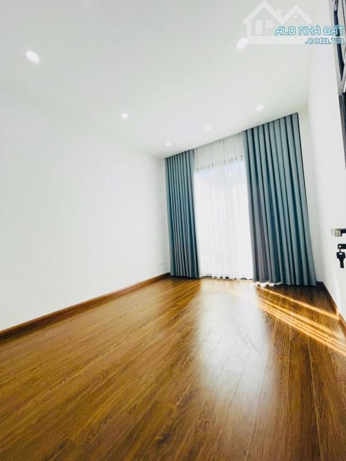 NHÀ MỚI HOÀNG MAI, BA GÁC TRÁNH, GẦN ÔTÔ, FULL NỘI THẤT, 35M2x5T, GIÁ 8,1 TỶ - 3
