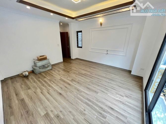 Cho thuê nguyên căn Kim Mã, Ba Đình - Mặt ngõ rộng, thông khắp ngả, Kd tốt - 3