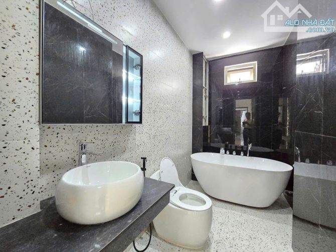 Bán nhà 3 tầng xây mới 100% lđường 7m5 Nguyễn Thuý - gần biển – FULL NỘI THẤT CAO CẤP - 3