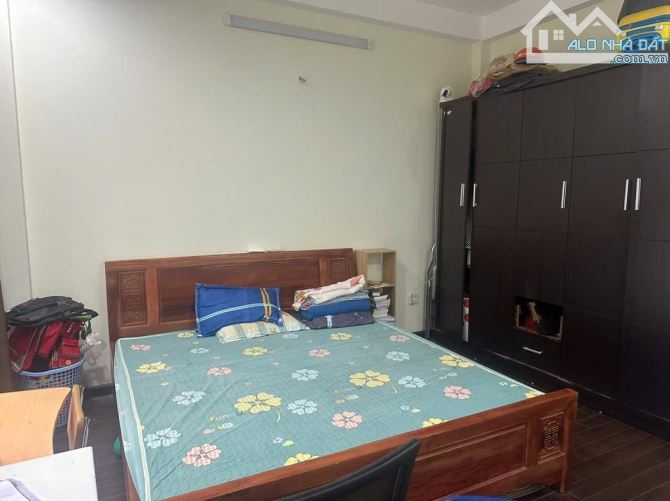 NGUYỄN VĂN HUYÊN CẦU GIẤY 32m 4T MT4.1m 10 TỶ NHÀ ĐẸP FULL CÔNG NĂNG - 3