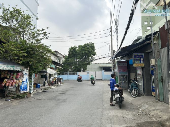 Bán lô đất 738m2 đất Đường 672 Xa Lộ Hà Nội vào 100m - Gần Metro, ngã tư Bình Thái - 3