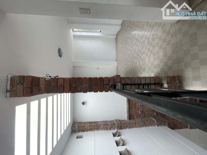 Bán nhà 2 tầng kiệt ô tô 353 CMT8- Hoà Thọ Đông- Cẩm Lệ - 3