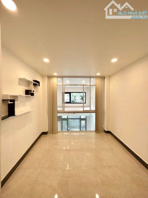 KHU VIP PHÚ NHUẬN – 5 TẦNG 53m2 – NHÀ MỚI VÀO Ở NGAY – HẺM XE HƠI 7 CHỖ - 3