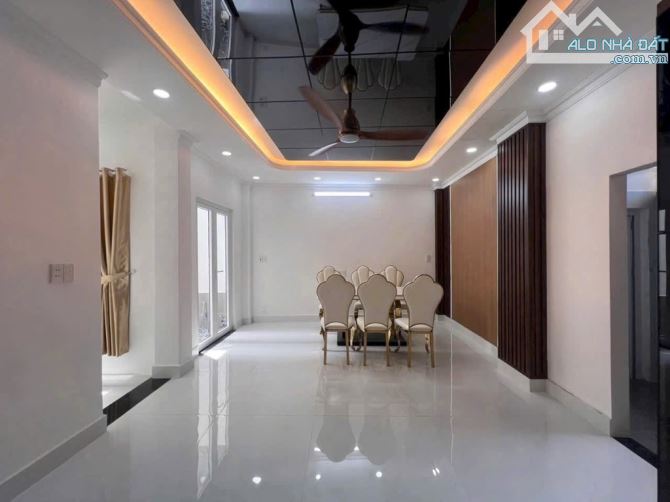 Nhà đẹp 5.5x22 Huỳnh Tấn Phát, 4PN siêu rộng, nở hậu tài lộc, hẻm ô tô, chỉ hơn 6 tỷ - 3