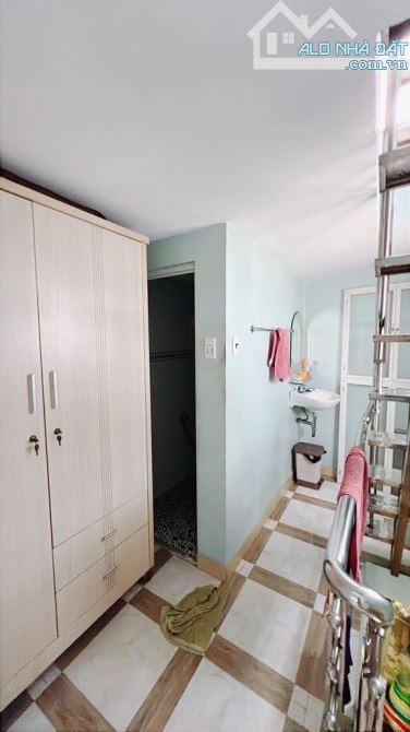 ⚡️CHỈ CẦN 5 tỏi - Sở Hữu căn MTKD đường Xóm Chiếu - 4 tầng  4PN3WC - 3