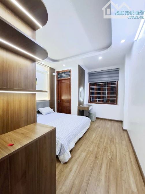 👉 Nhà đẹp ô tô đỗ cửa DT 37m 4 tầng 4 ngủ (36) - 3
