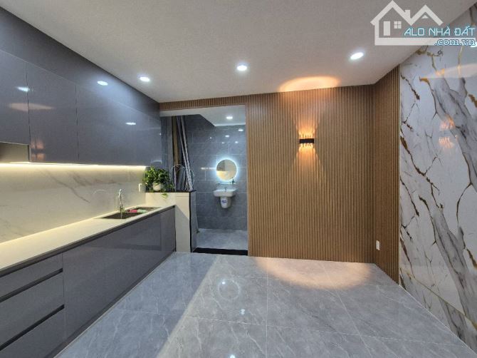 BÁN NHÀ MỚI ĐẸP VÀO Ở NGAY, SỔ NỞ HẬU, 2 TẦNG, ĐÔNG HƯNG THUẬN  QUẬN 12, DT 55M² (4.2× 13) - 3