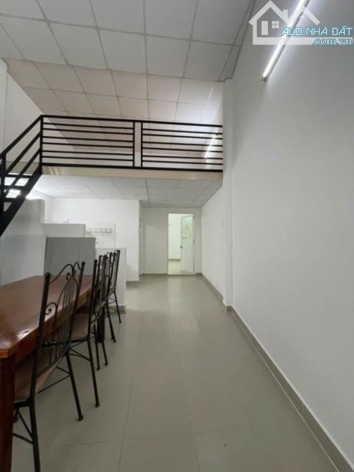 3.3 tỷ nhà Q7 sổ hồng riêng trên 60m2 1 trệt, 1 lửng dòng tiền 6tr/th - 3