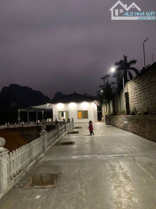 Cần chuyển nhượng nhà vườn  cạnh sân bóng dẻ cau, cách chợ đồi sim -luơng sơn gần 3km - 3