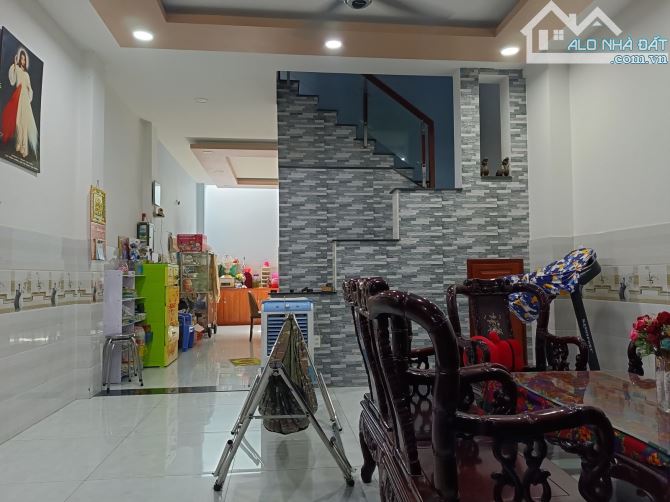 GẤP BÁN GIẢM CHÀO 30PTR--HẺM 8M --145M2 --TÂY LÂN--4 TẦNG --GIÁ CHỈ :6.4 TỶ (TL) - 3