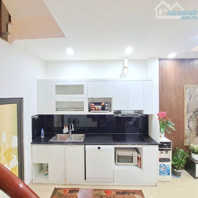 ĐẸP XUẤT SẮC - NHÀ CỰ KHỐI  - THẠCH  BÀN - LONG BIÊN  - NGÕ NÔNG - Ô TÔ ĐỖ CỬA - FULL NỘI - 3
