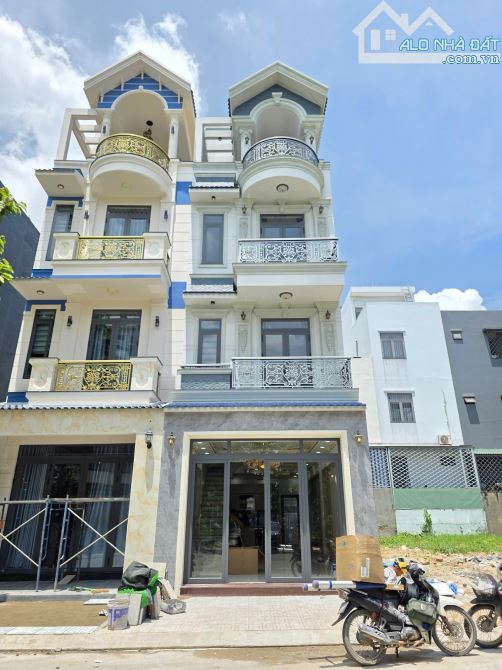 Bán nhà full nội thất gần làng đại học, p.Bình An, Tp.Dĩ An chỉ 7,2 Tỷ TL M6886 - 3