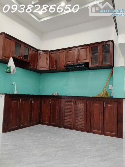 QUẬN 12 – HẺM XE HƠI TCH 34, NHÀ 2 TẦNG SHR, LÔ GÓC 3 MẶT THOÁNG, DT: 69M2. GIÁ : 5.190 TỶ - 4