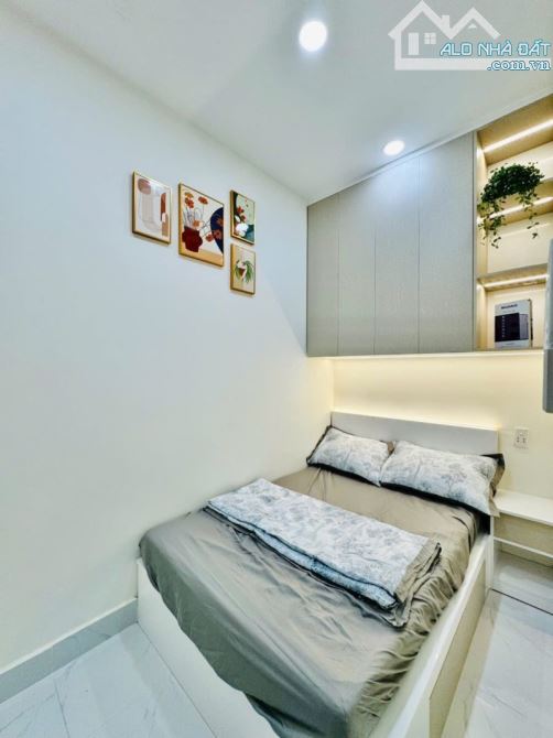 BÁN NHÀ ĐẸP HẺM XE HƠI, NGUYỄN THƯỢNG HIỀN P5 BÌNH THẠNH, 27M² NỞ HẬU, 2 TẦNG, CHỈ 5.25 TỶ - 4