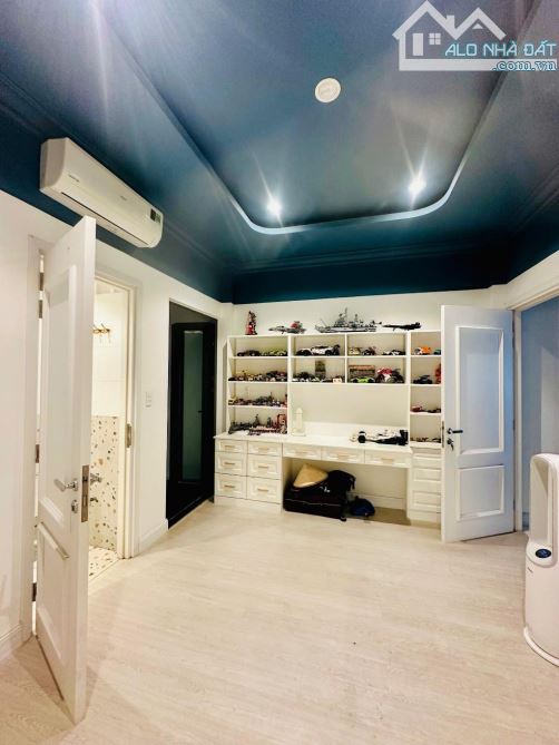 Bán gấp nhà đẹp ở ngay Võ Thị Nhờ, xe hơi ngủ nhà, 56m2, full nội thất cao cấp, SHR, HCĐ. - 4